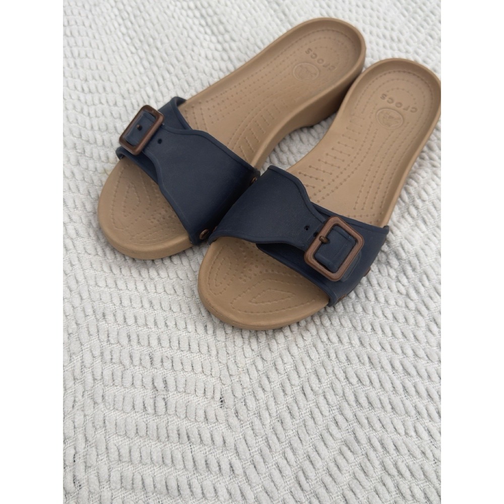 Crocs Sarah Buckle Strap Slide Womens Sandals Navy Blue Size 10 - Picture 2 of 9